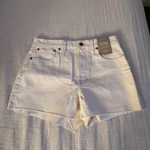 Madewell beige shorts for summer
